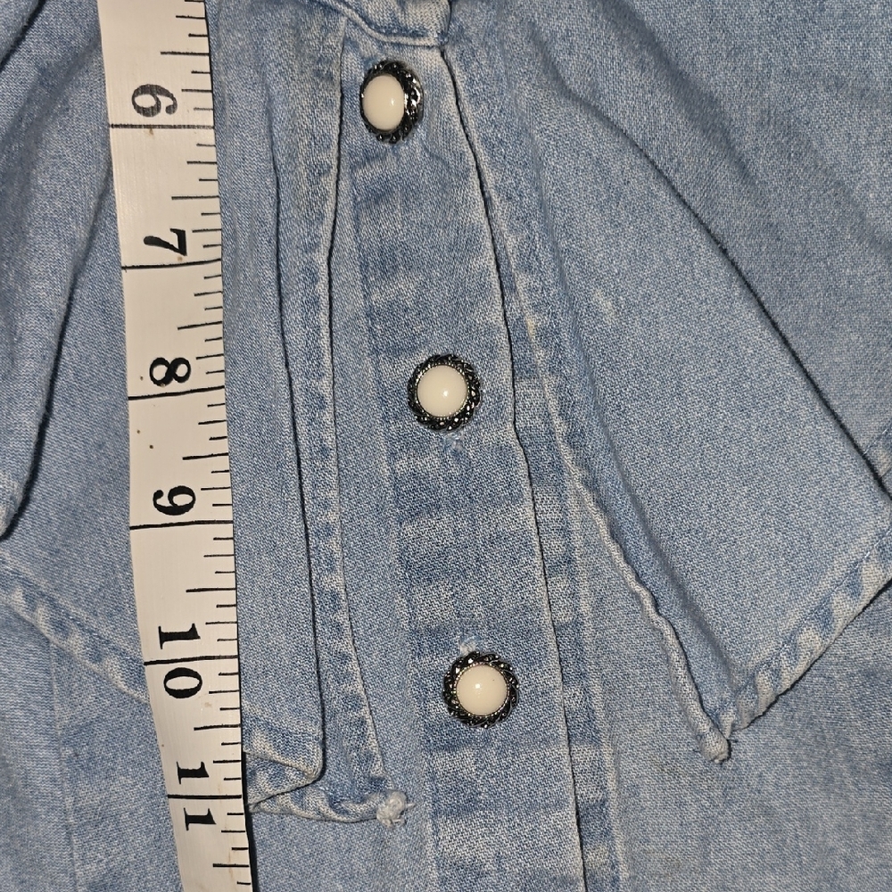 Light Blue Ruffle Denim Crop Top - Picture 3 of 14